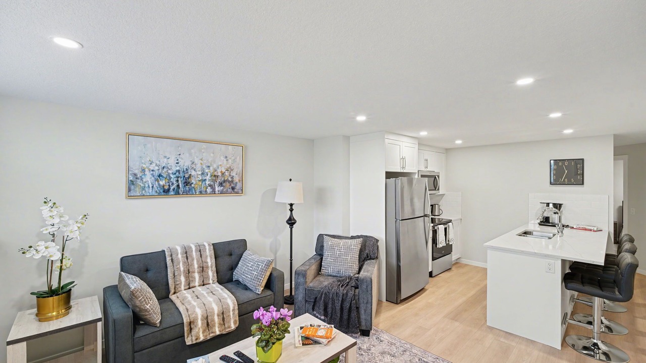 Photo of Livingroom in Southeast Calgary