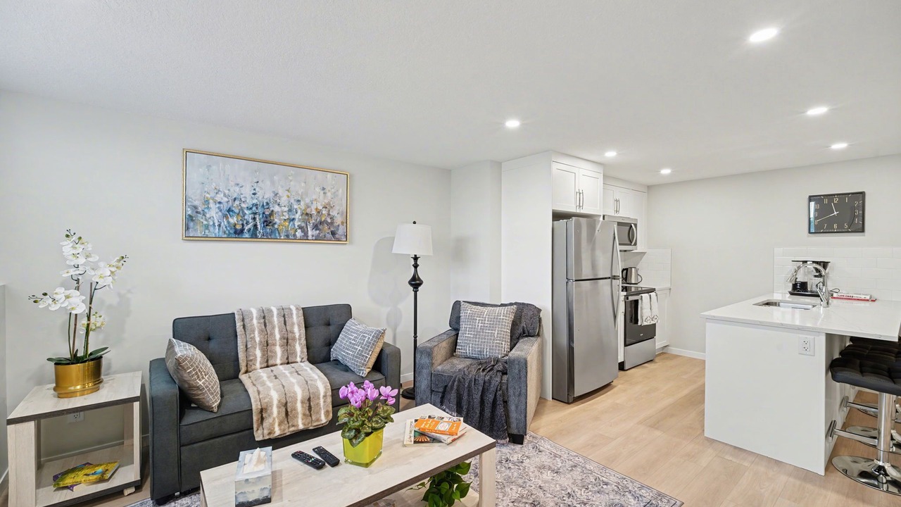 Photo of Livingroom in Southeast Calgary