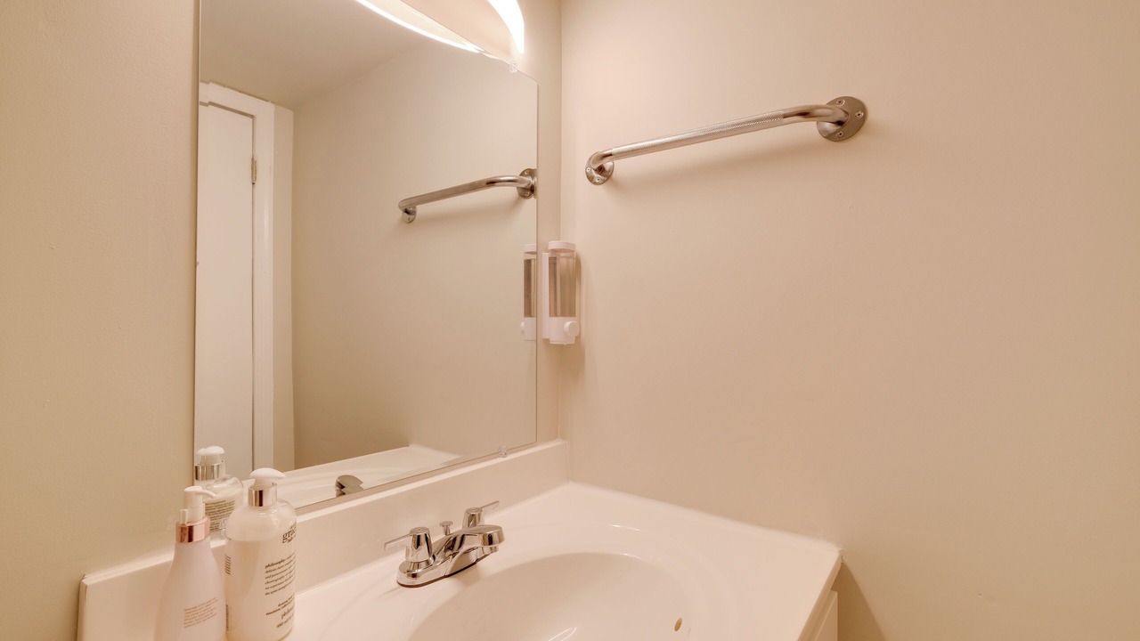Photo of Bathroom in Goddard
