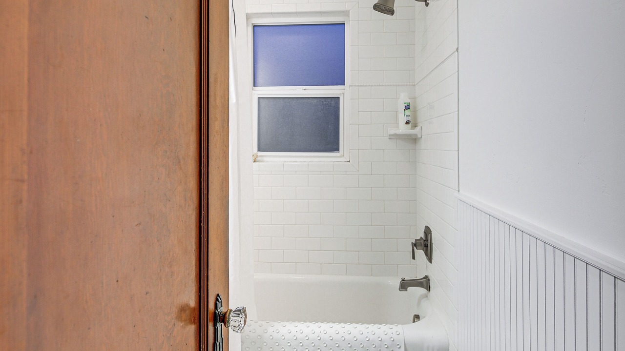 Photo of Bathroom in Rose Park