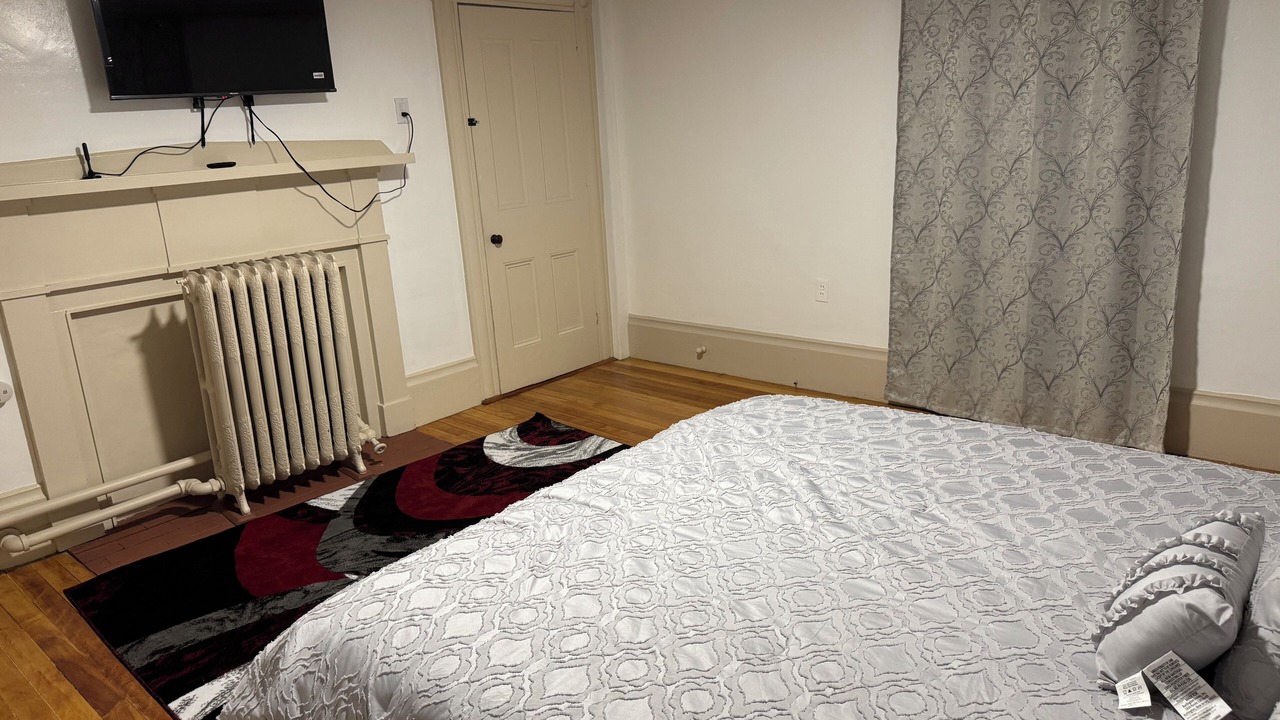 Photo of Bedroom in Danvers