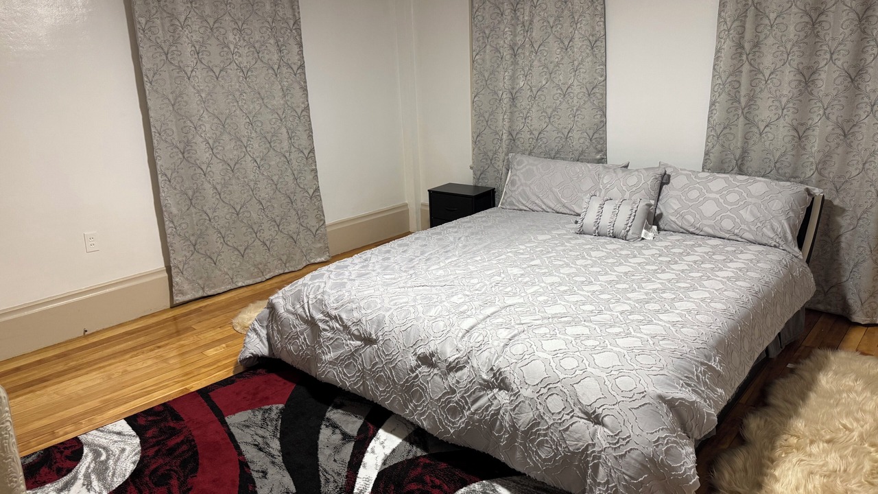Photo of Bedroom in Danvers