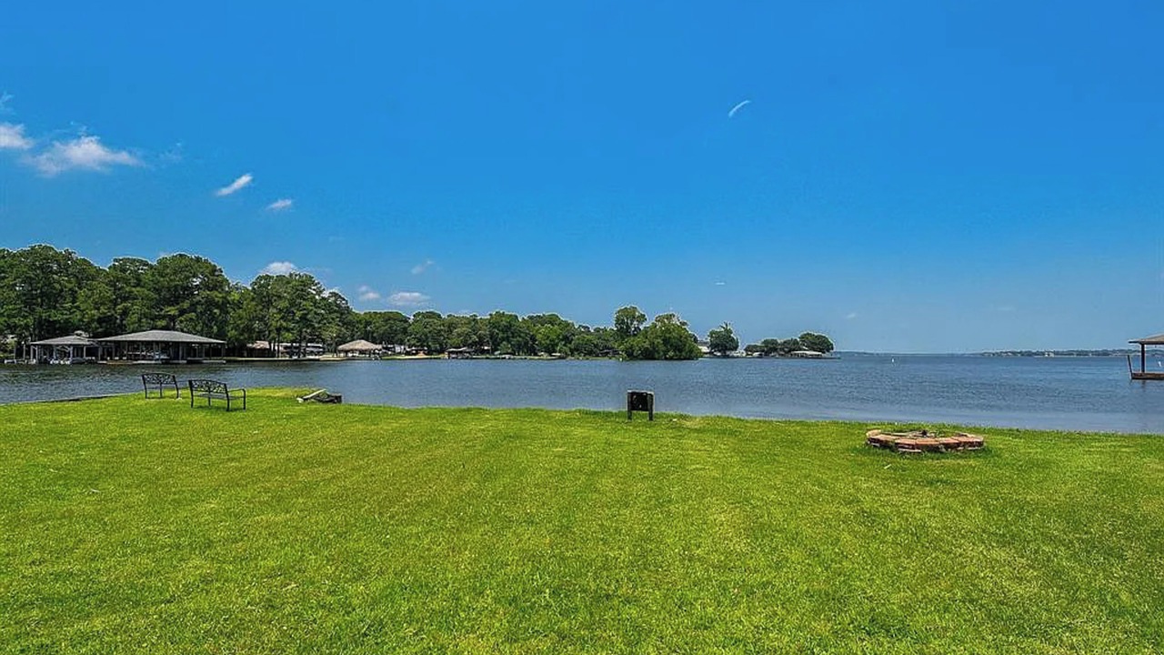 Photo of Others in Walden on Lake Conroe