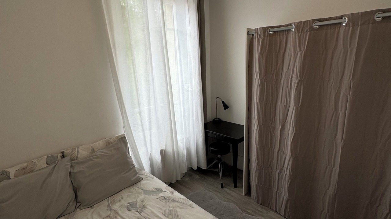 Photo of Bedroom in Puteaux