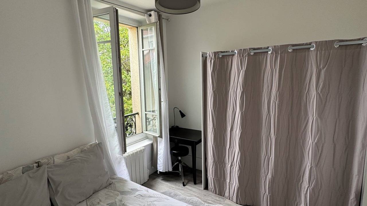 Photo of Bedroom in Puteaux