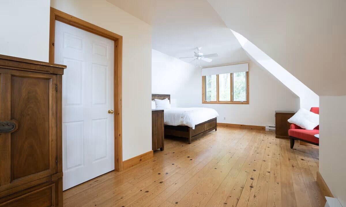 Photo of Bedroom in Bracebridge