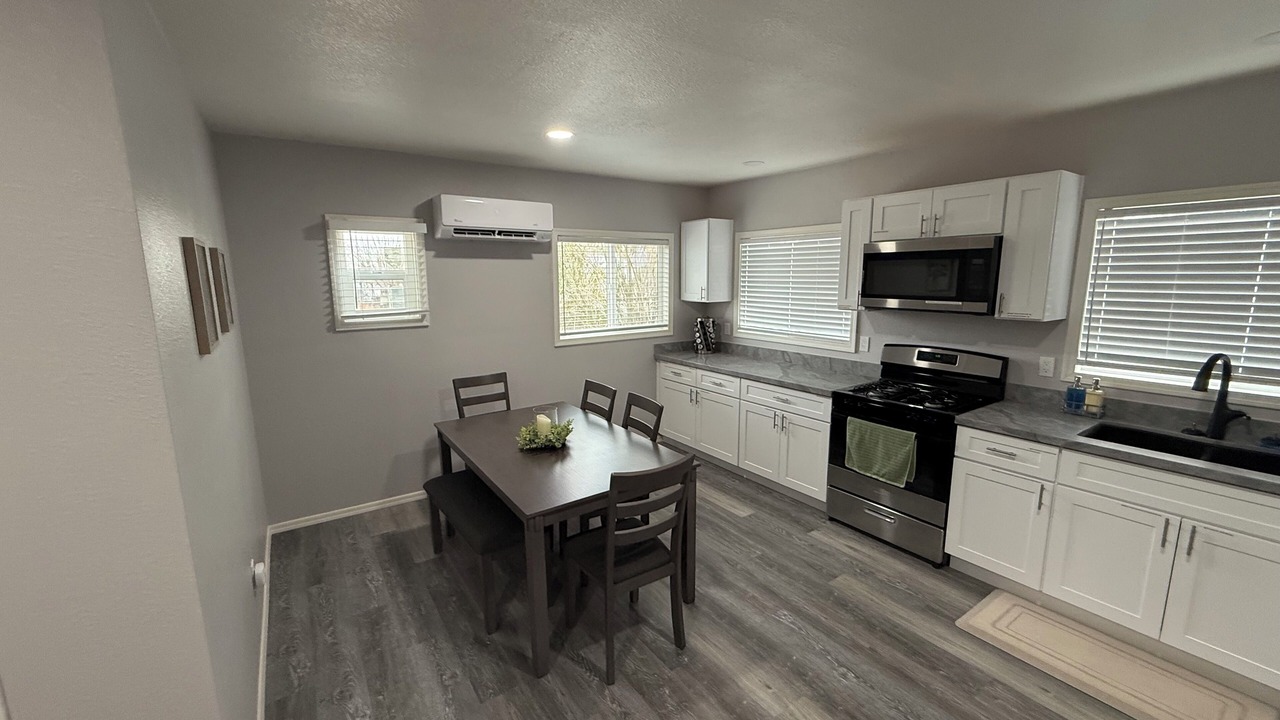 Photo of Kitchen in Safford