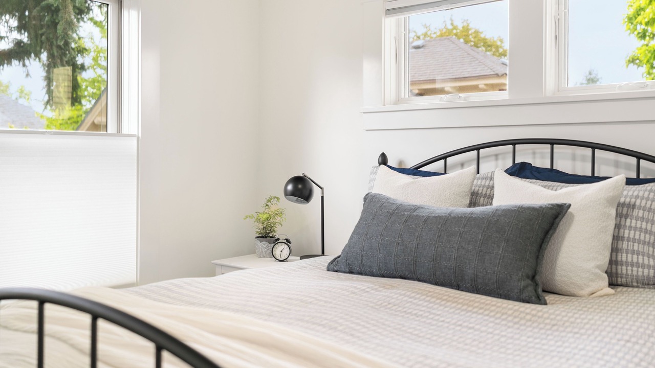 Photo of Bedroom in Sellwood-Moreland