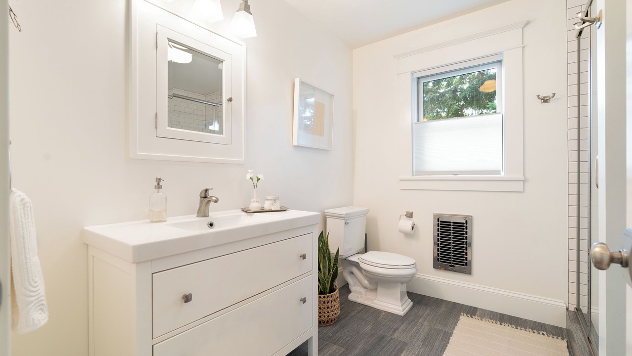 Photo of Bathroom in Sellwood-Moreland