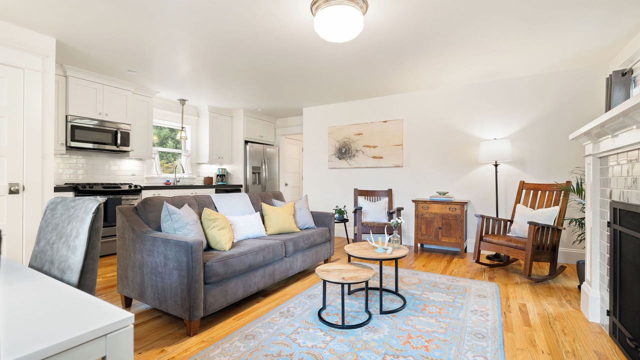 Photo of Livingroom in Sellwood-Moreland