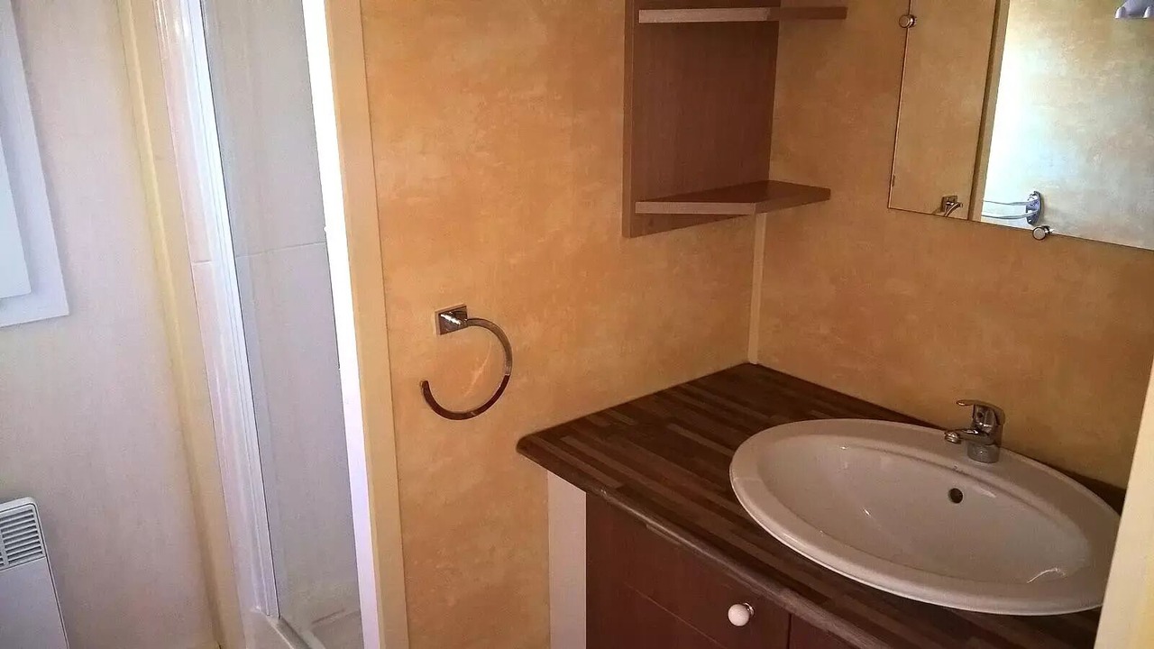Photo of Bathroom in Brem Sur Mer
