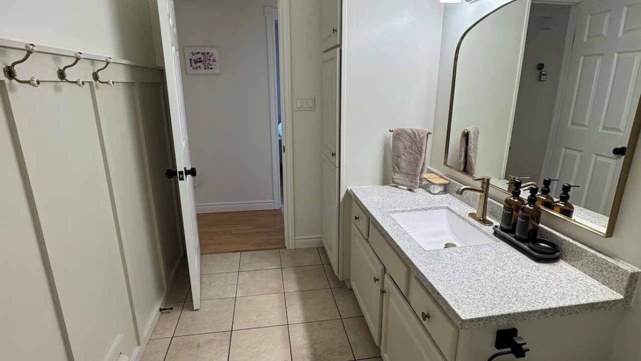 Photo of Bathroom in Oyster Bed