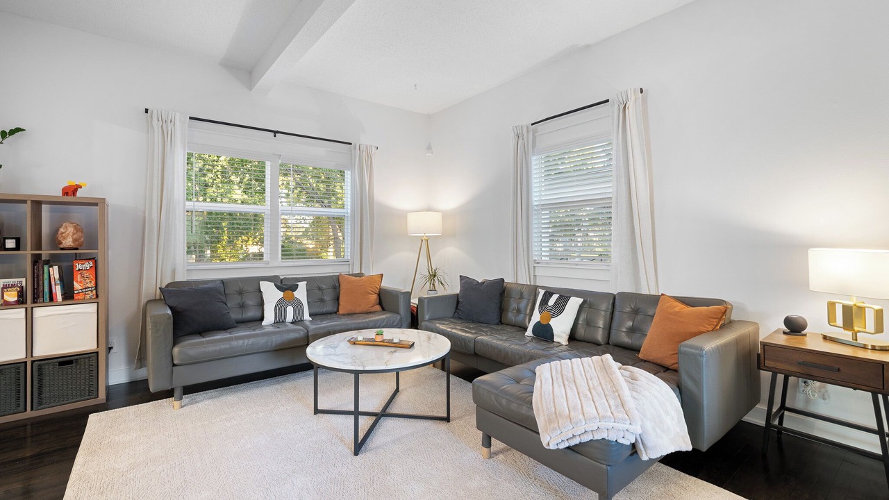 Photo of Livingroom in Powderhorn