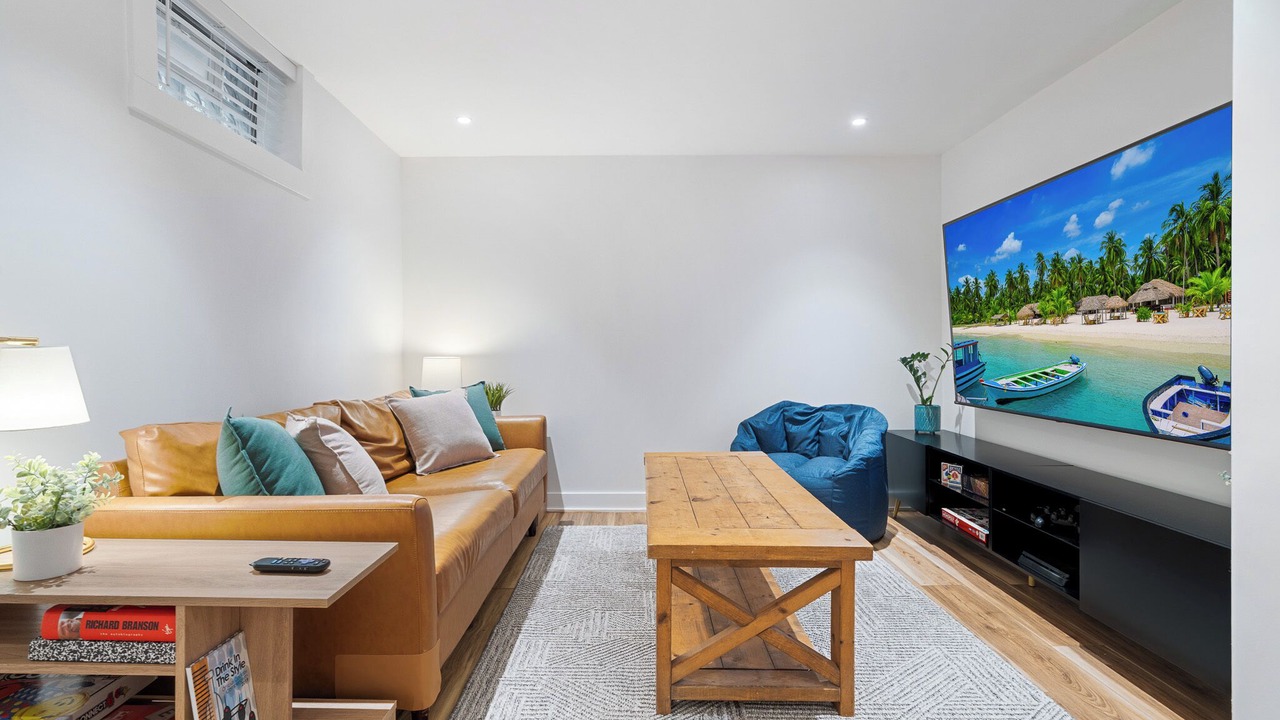 Photo of Livingroom in Powderhorn