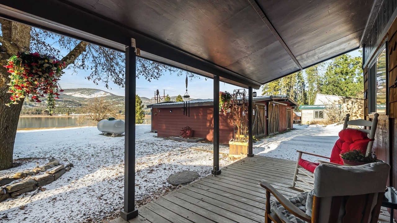 Photo of Patio Balcony in Boundary County