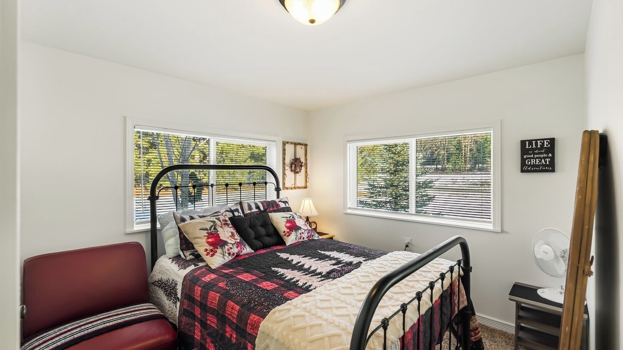 Photo of Bedroom in Boundary County