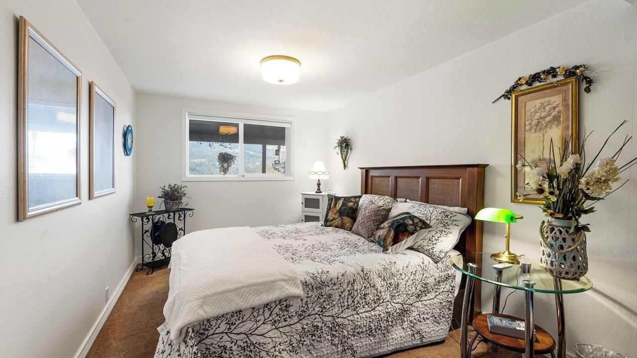 Photo of Bedroom in Boundary County