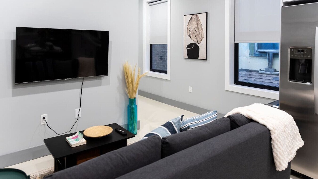 Photo of Livingroom in West New York