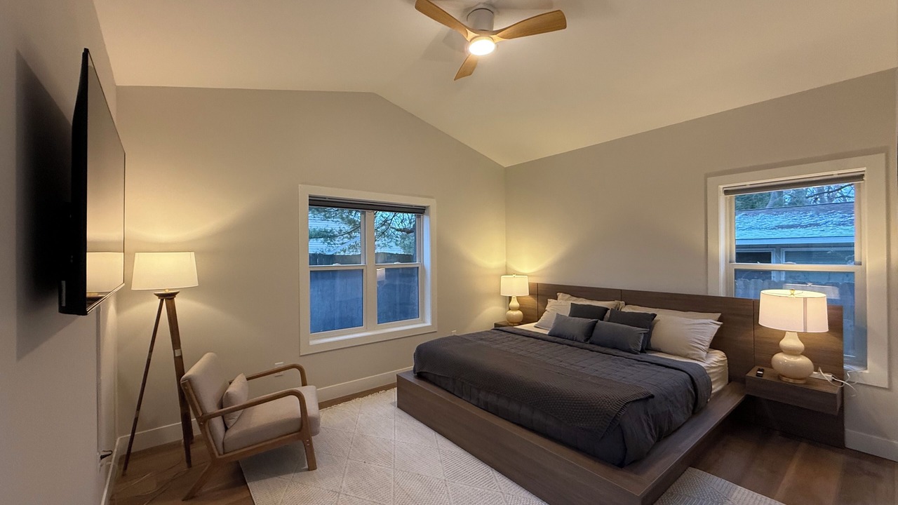 Photo of Bedroom in Urbana