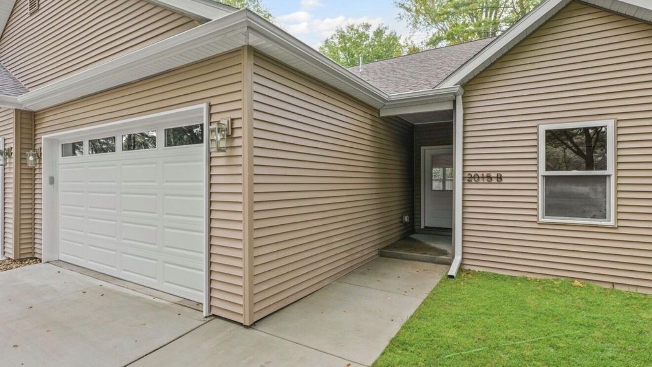 Photo of Outdoor in Urbana