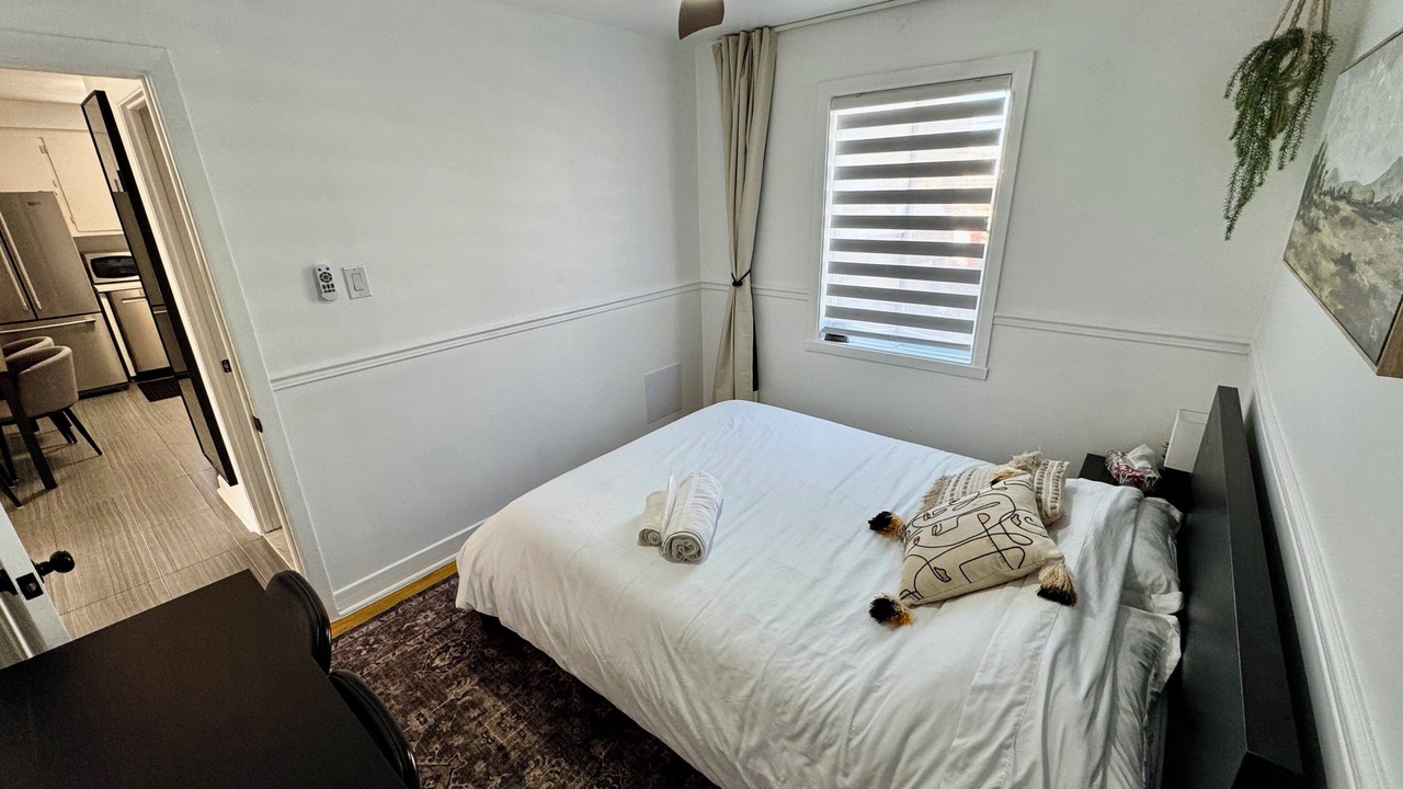 Photo of Bedroom in Longueuil