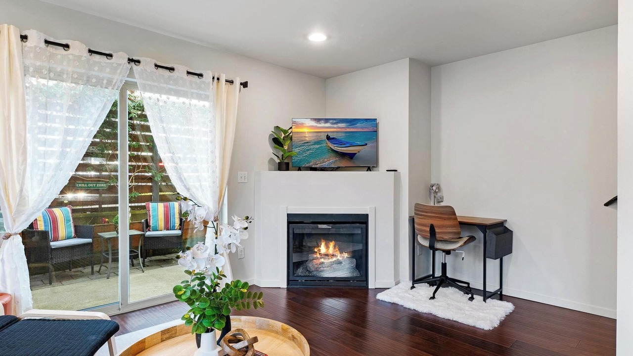 Photo of Livingroom in South Delridge