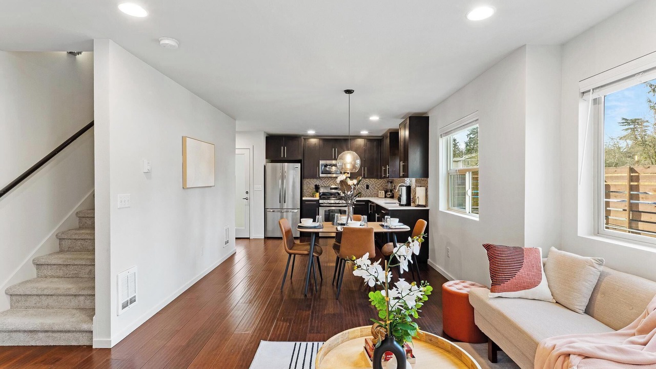 Photo of Others in South Delridge