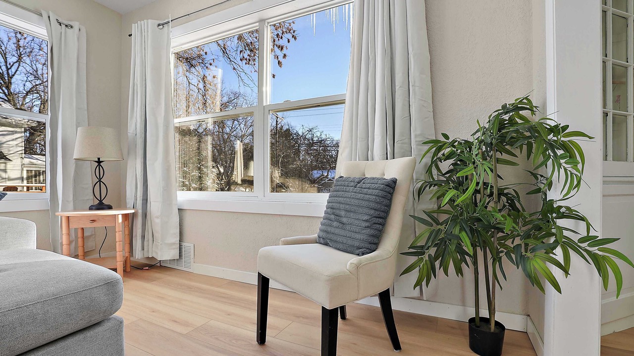Photo of Livingroom in Mound