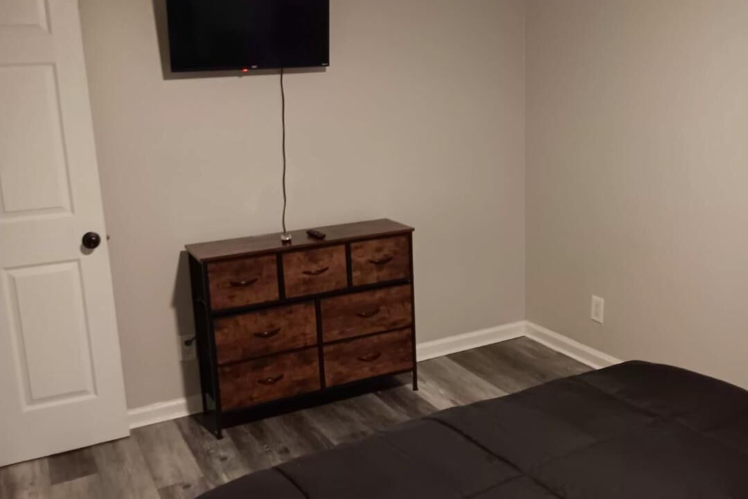 Photo of Bedroom in Central City