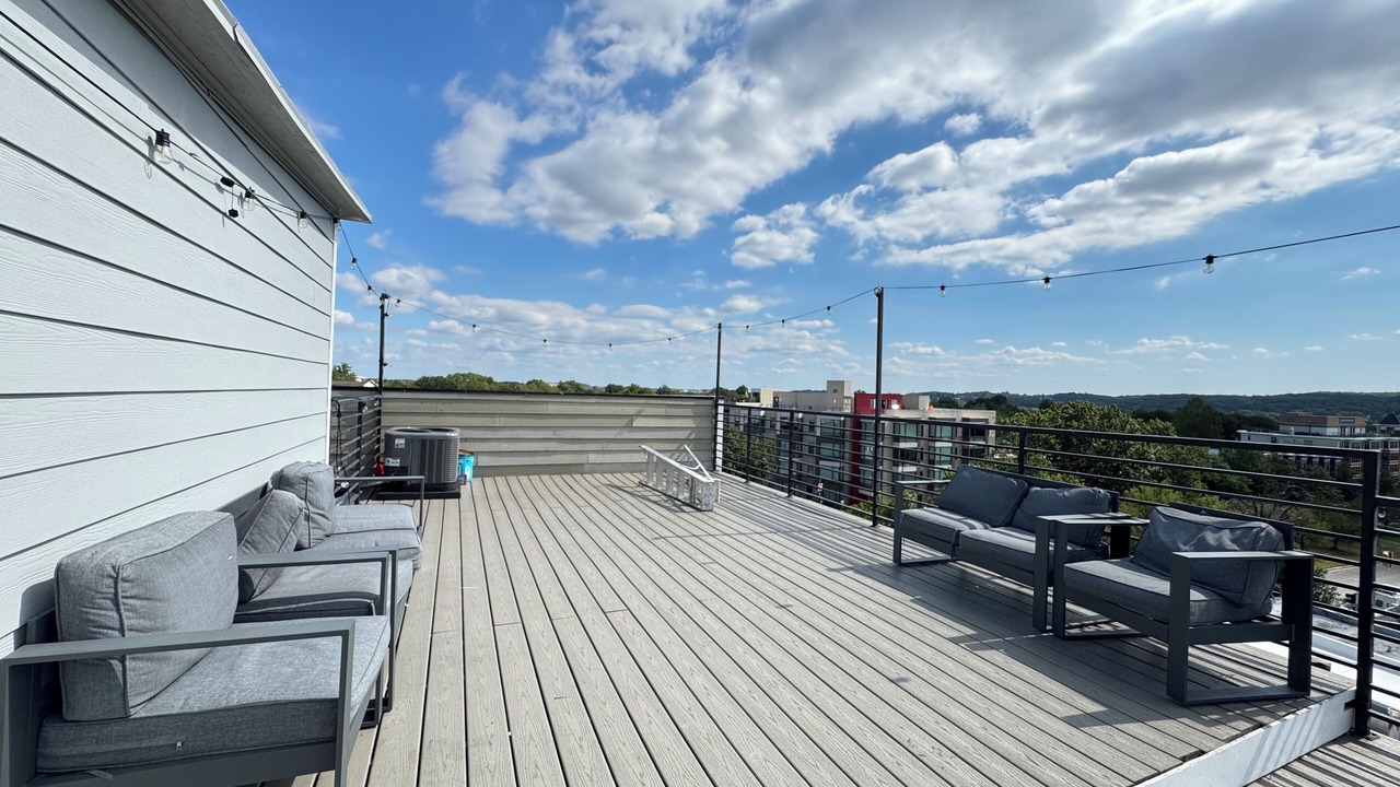 Photo of Patio Balcony in Southeast