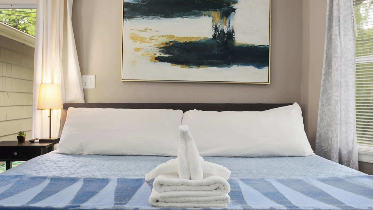 Photo of Bedroom in Lee's Summit