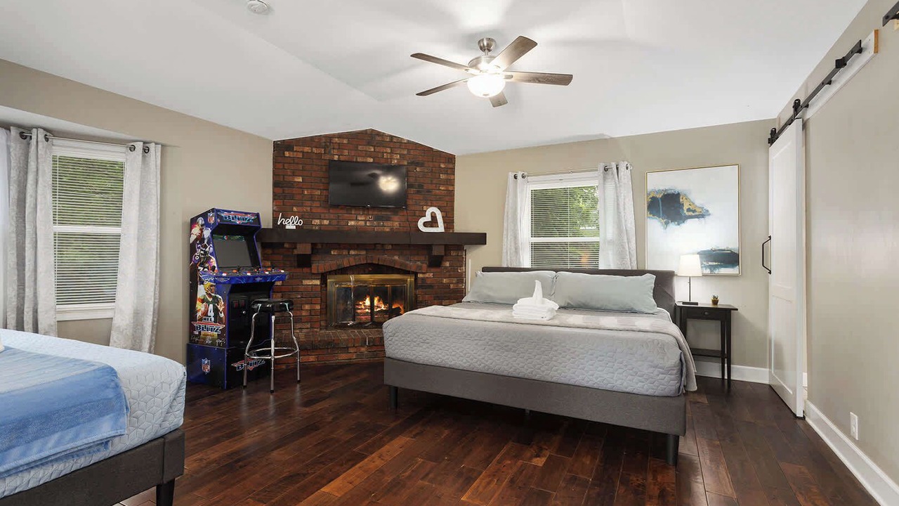 Photo of Bedroom in Lee's Summit
