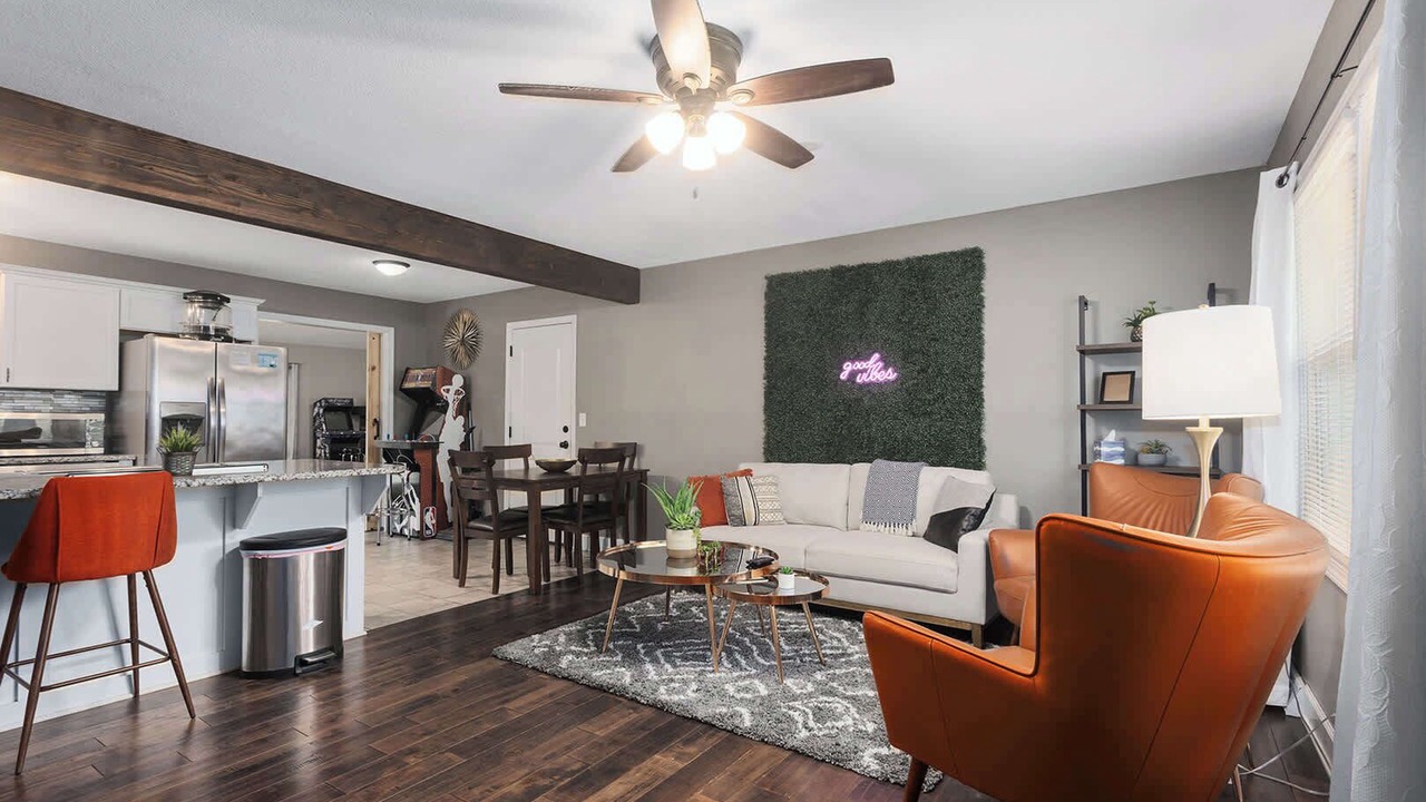 Photo of Livingroom in Lee's Summit