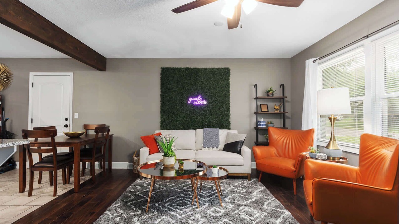 Photo of Livingroom in Lee's Summit