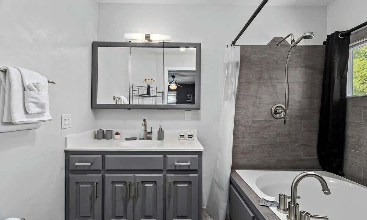 Photo of Bathroom in Shawnee