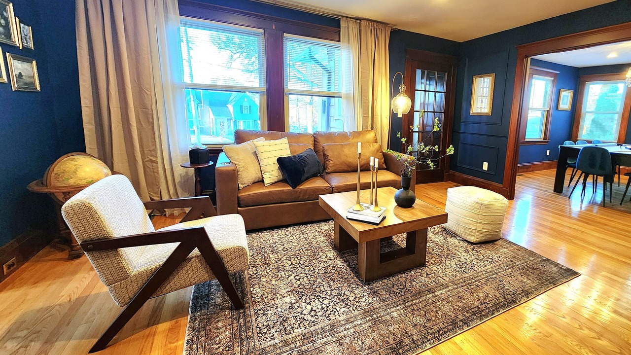 Photo of Livingroom in Milton