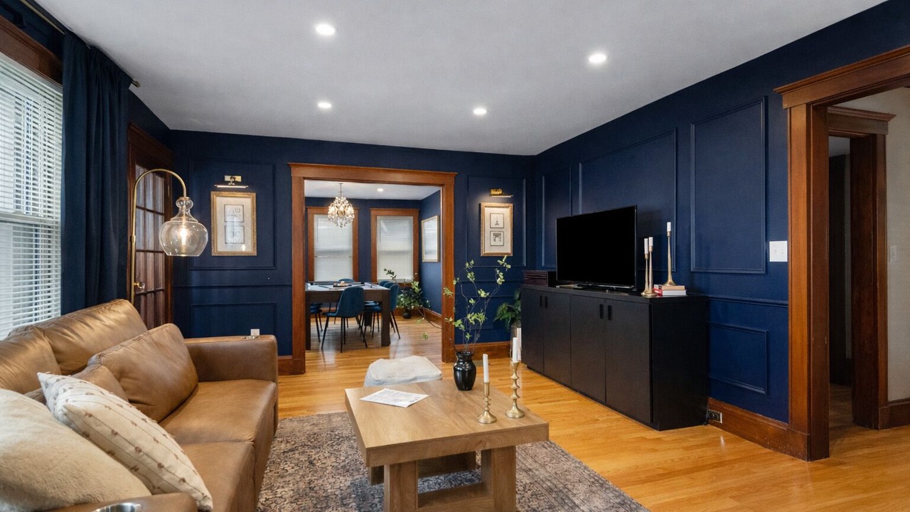 Photo of Livingroom in Milton