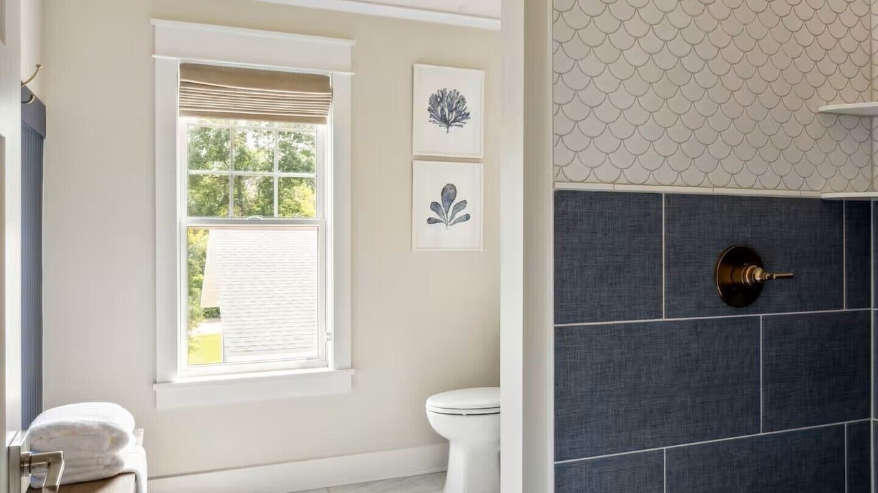 Photo of Bathroom in Garrison