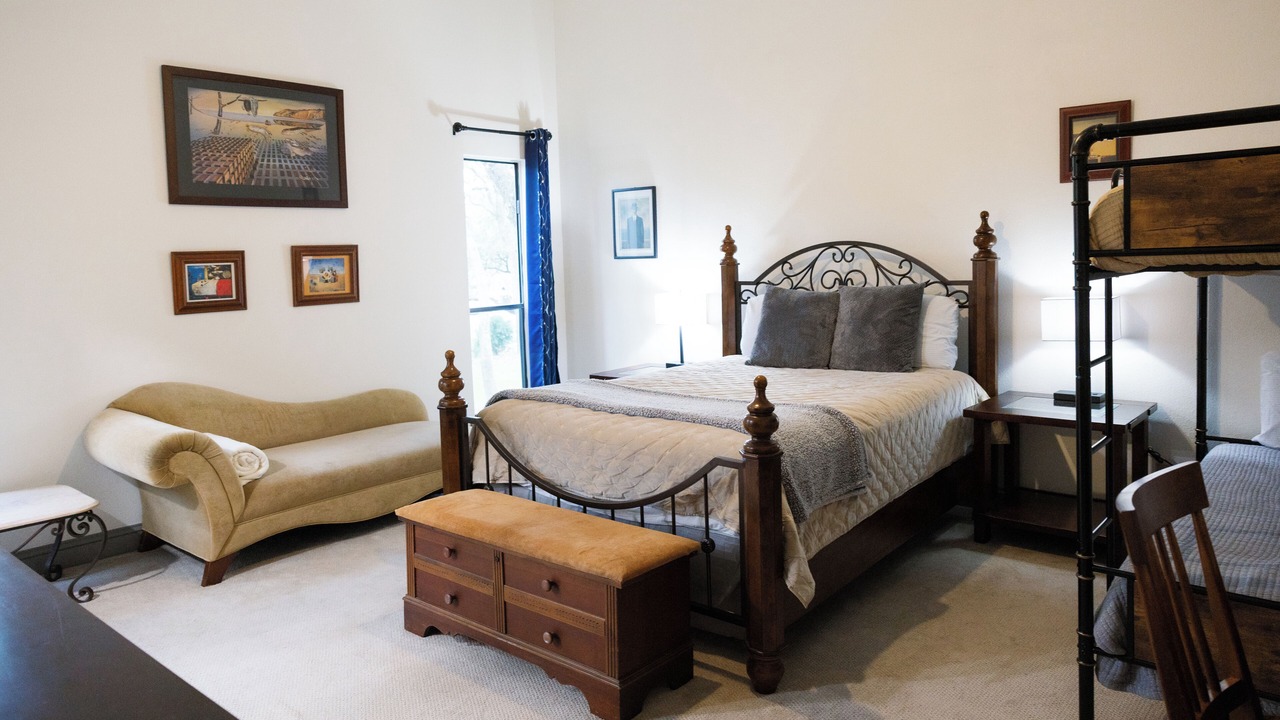 Photo of Bedroom in San Marcos