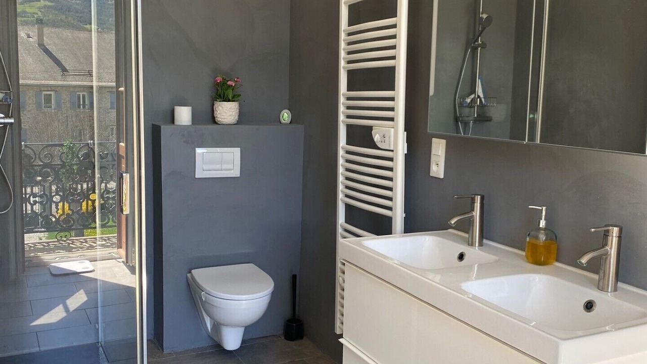 Photo of Bathroom in Jausiers