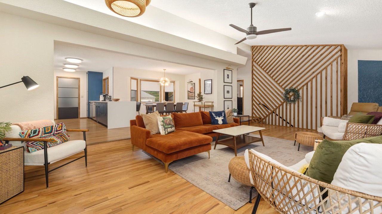 Photo of Livingroom in Prairie Creek