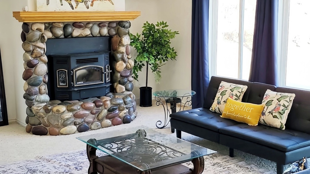 Photo of Livingroom in Moreland