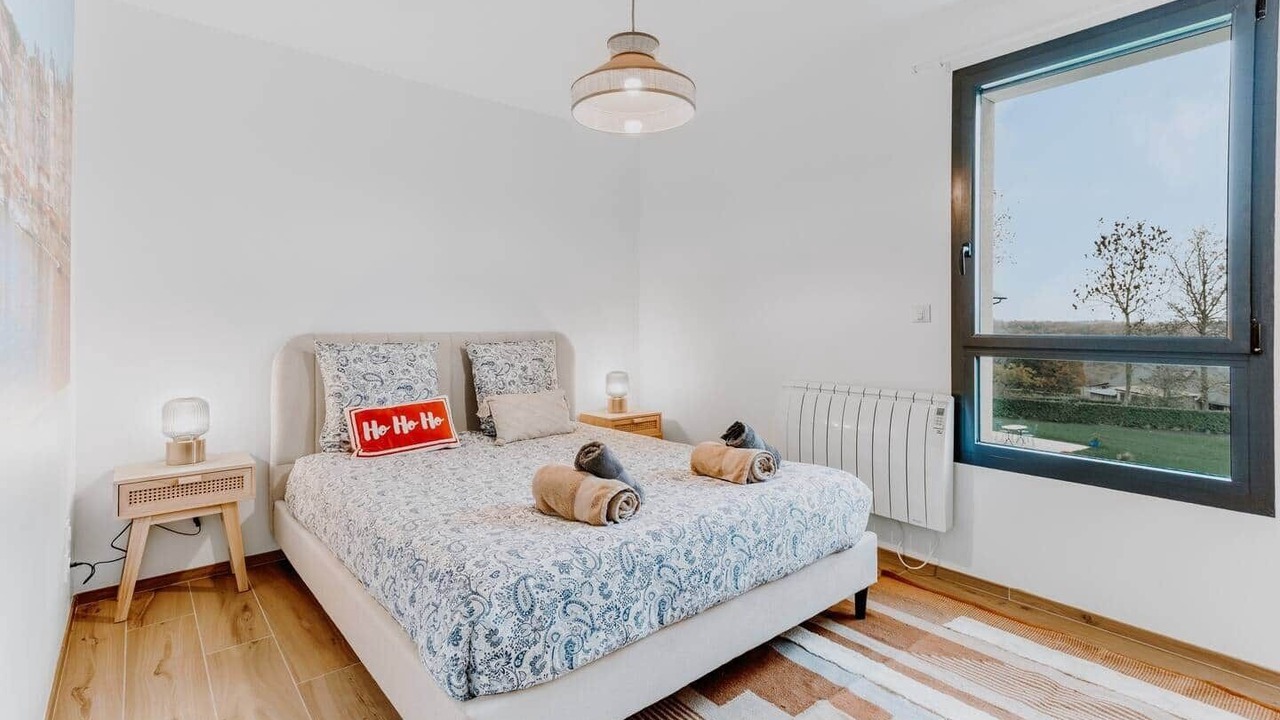Photo of Bedroom in Douville-en-Auge