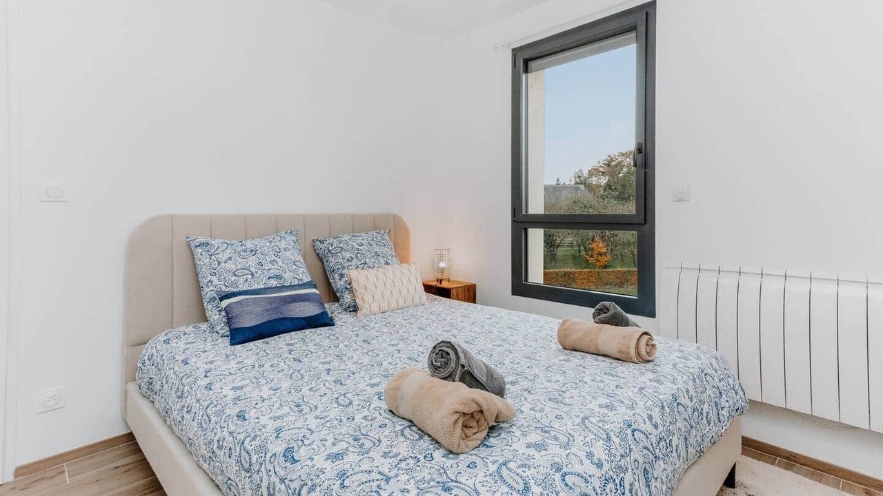Photo of Bedroom in Douville-en-Auge