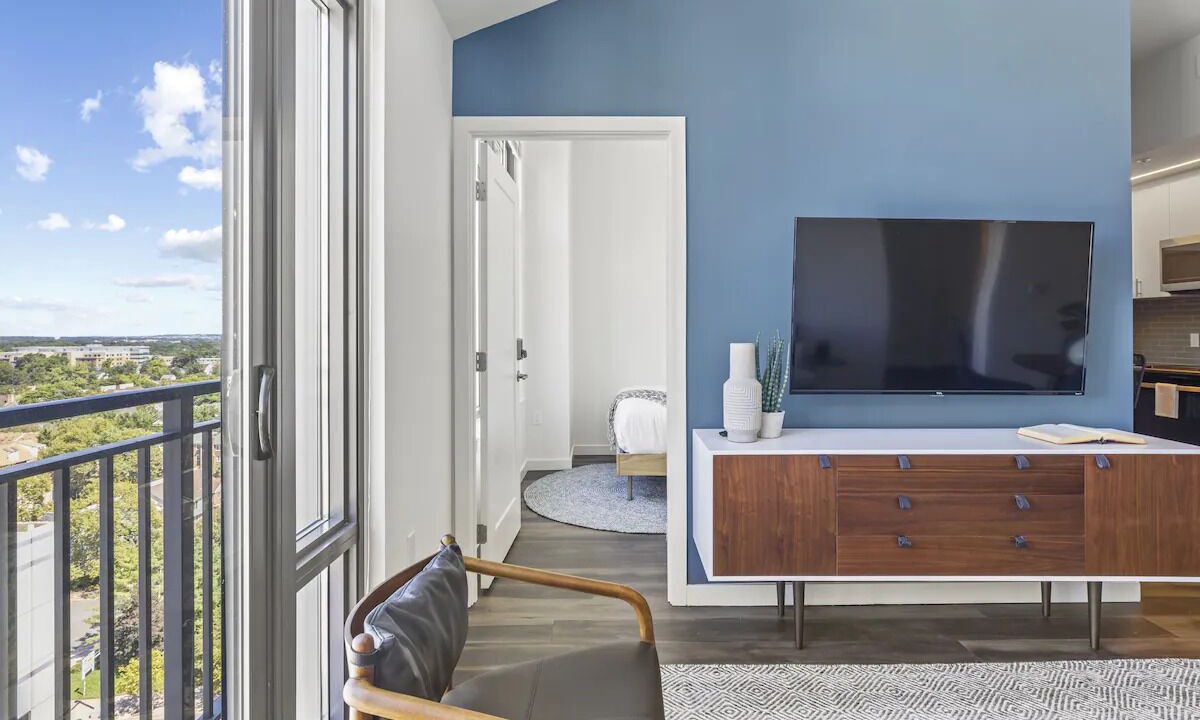 Photo of Livingroom in Bluemont