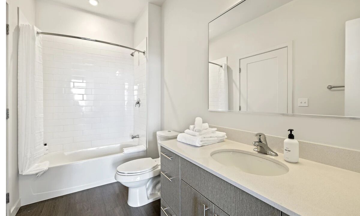 Photo of Bathroom in Bluemont