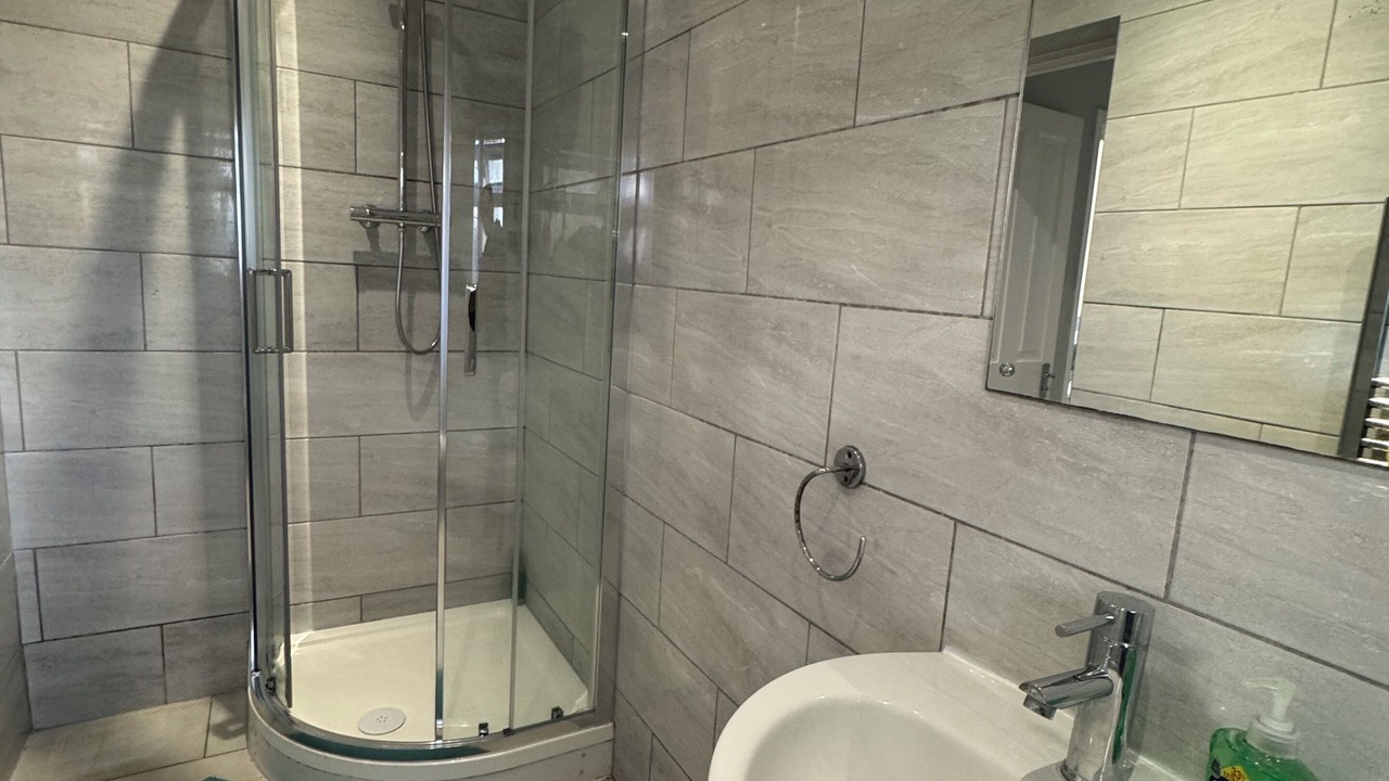 Photo of Bathroom in West Thornton