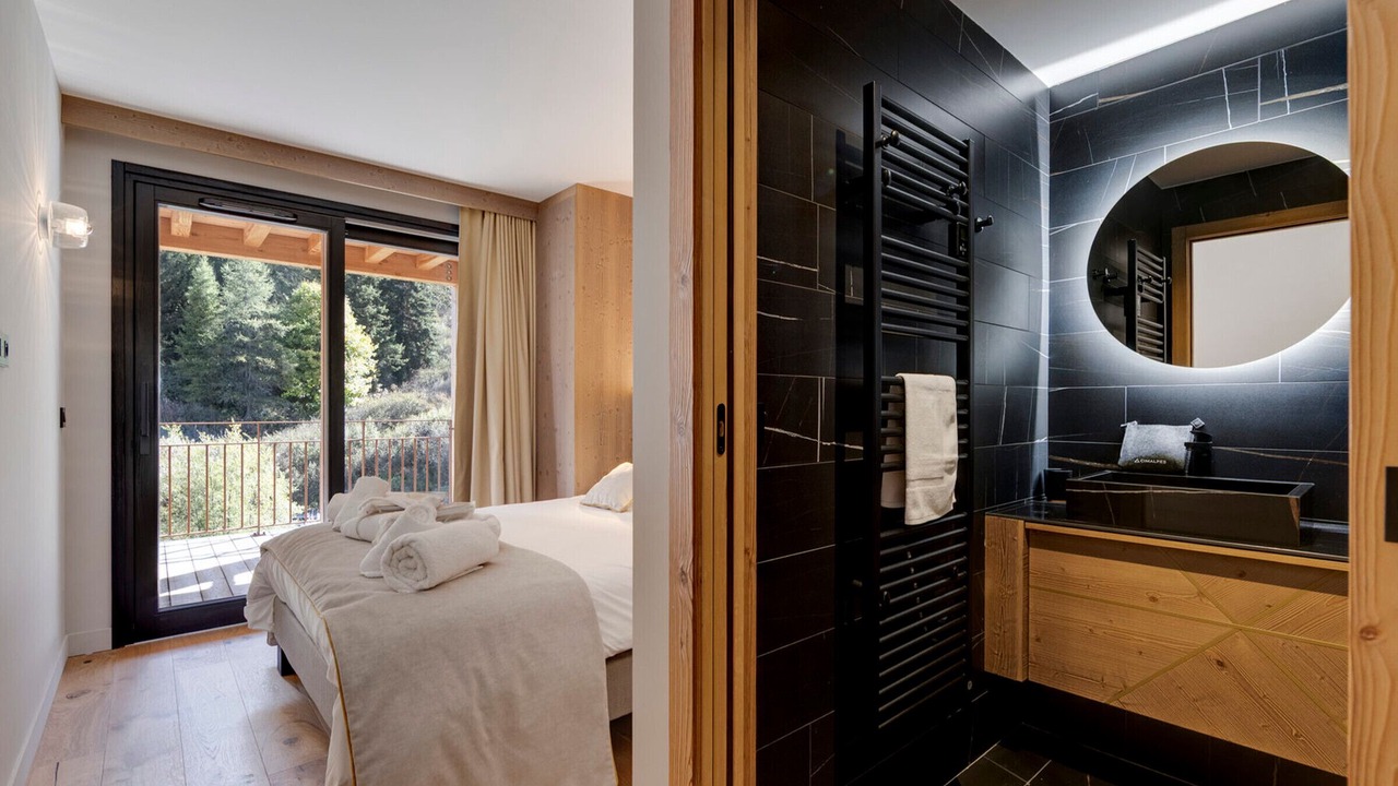 Photo of Bedroom in Arc-1800