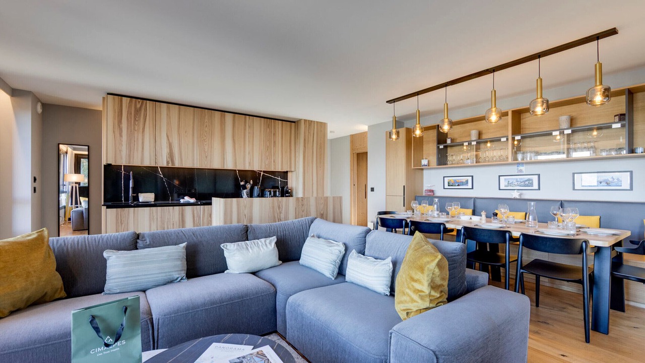 Photo of Livingroom in Arc-1800