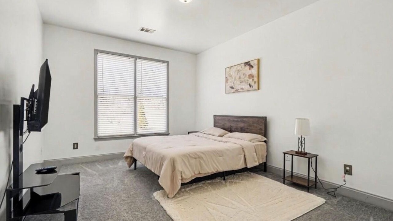 Photo of Bedroom in Lawrenceville